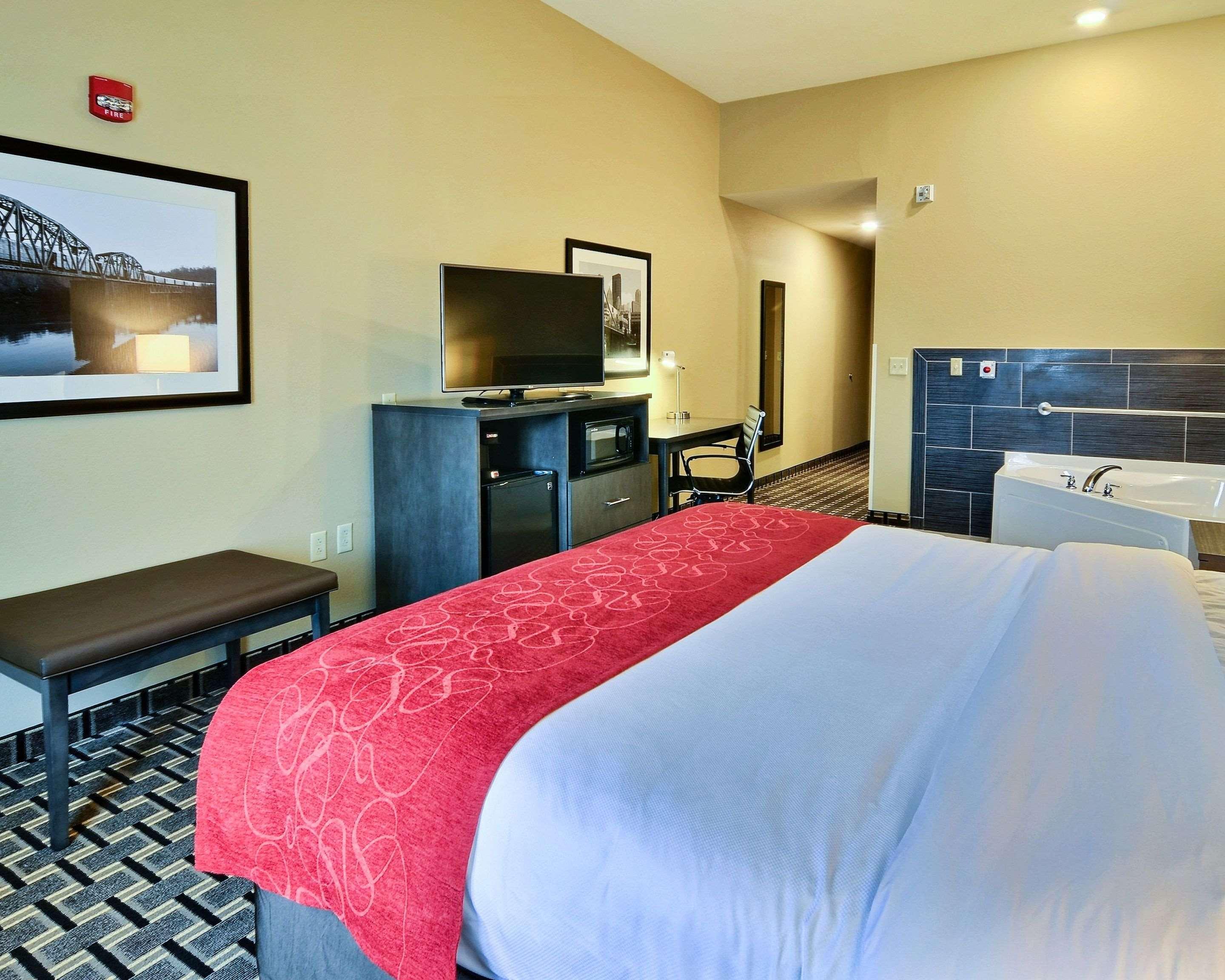 Comfort Suites Юнионтаун Экстерьер фото