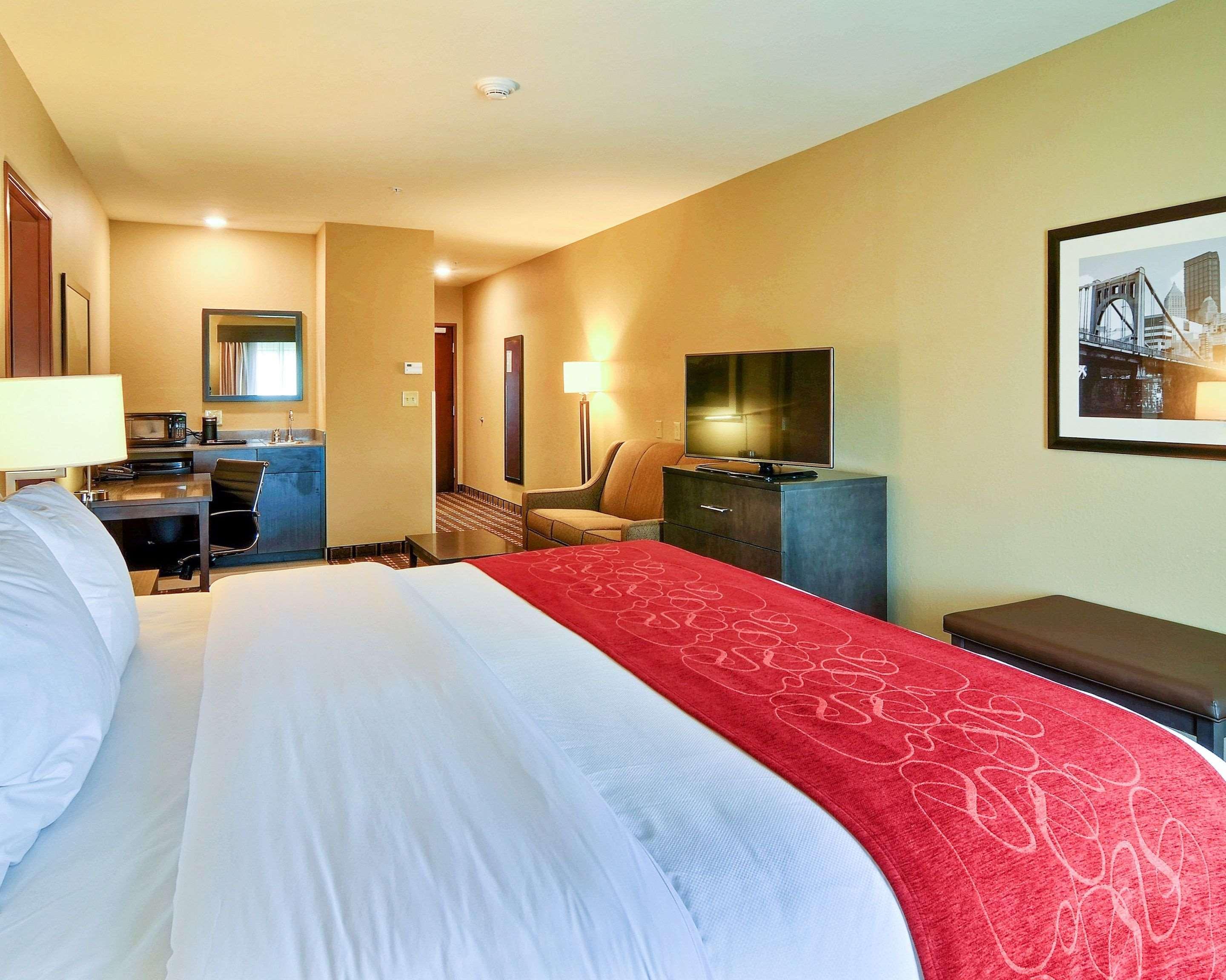Comfort Suites Юнионтаун Экстерьер фото