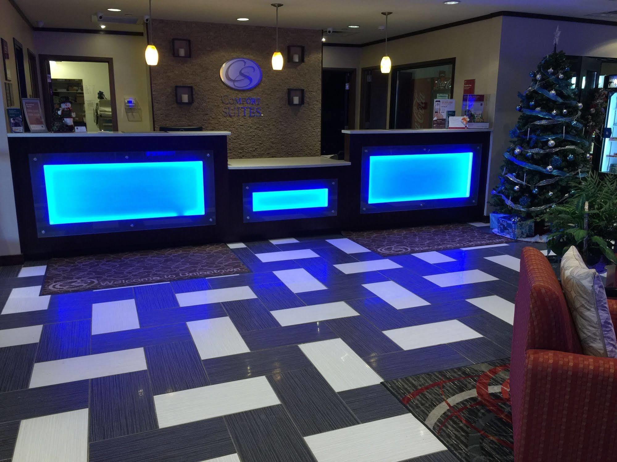 Comfort Suites Юнионтаун Экстерьер фото